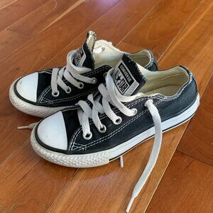 Converse Black Low Top Chucks Size 11